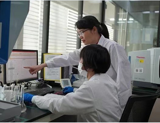 丁博報(bào)道指導(dǎo)工作2.png 丁博報(bào)道指導(dǎo)工作2.png